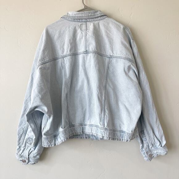 American Eagle Outfitters Light Wash Denim Jacket Trucker Coat Size XXL - Picture 6 of 6